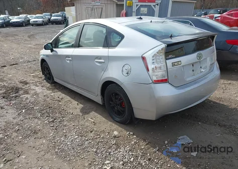 2011 Toyota Prius Three from USA, damaged, VIN JTDKN3DU9B0282862